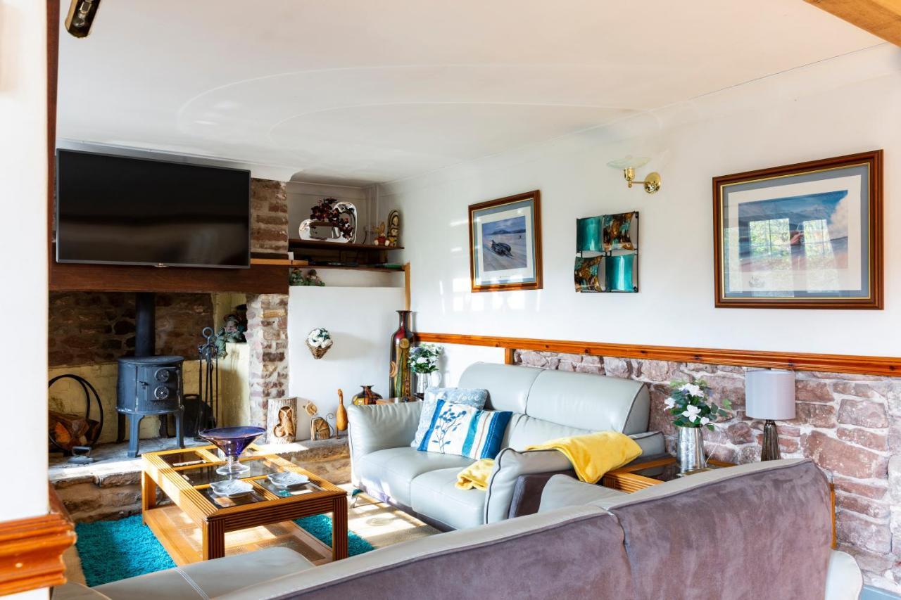 Herefordshire Holiday Cottages Lea 외부 사진