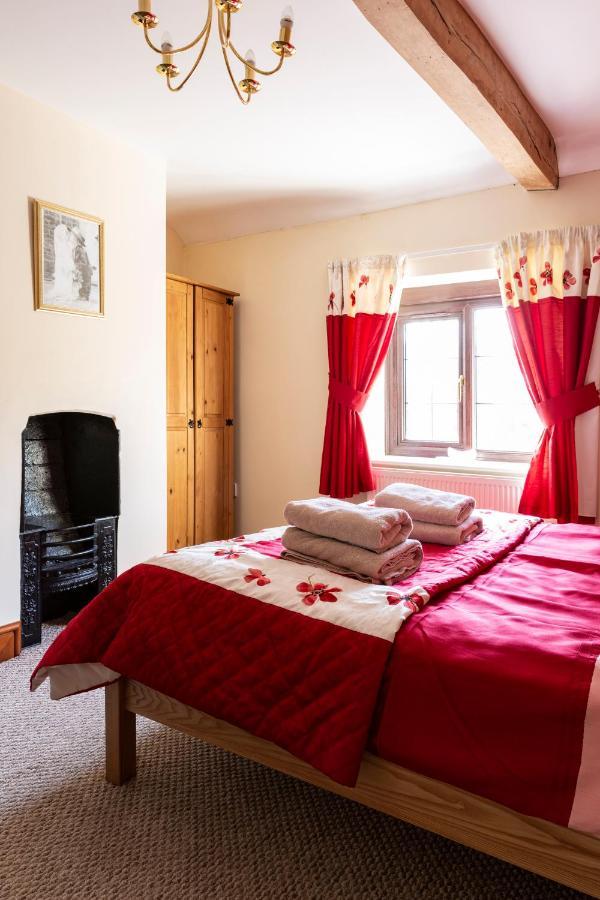 Herefordshire Holiday Cottages Lea 외부 사진